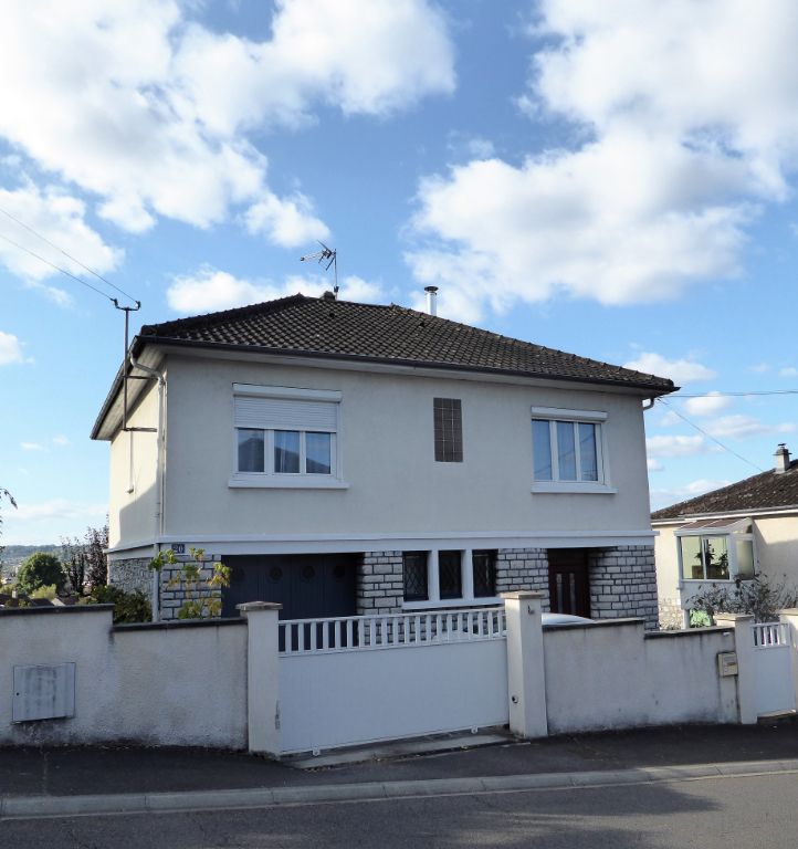 Maison Brive EST secteur EST dir Malemort - 107 m2 et garage