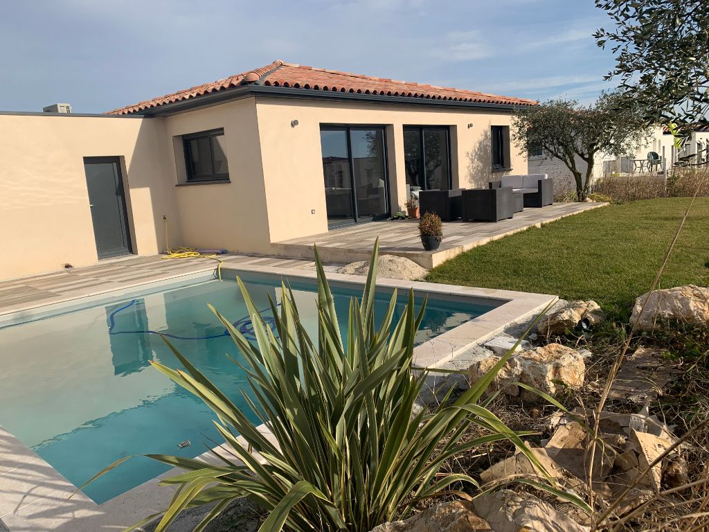 Villa Moderne 5 pièce(s) 102 m2 avec piscine