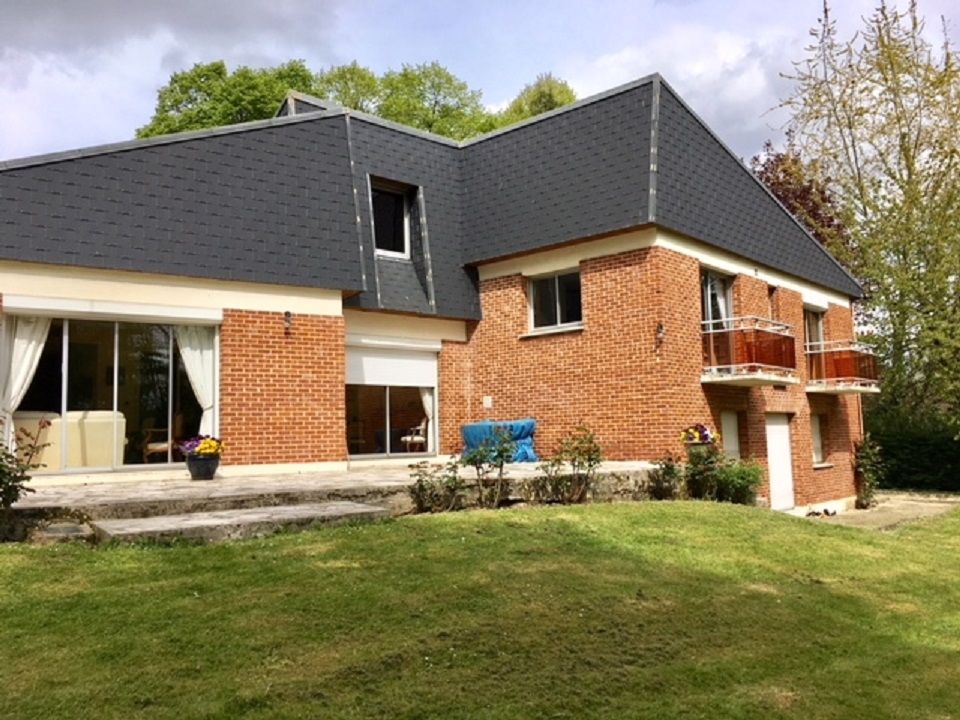 MAISON D'ARCHITECTE DANS PARC ARBORE