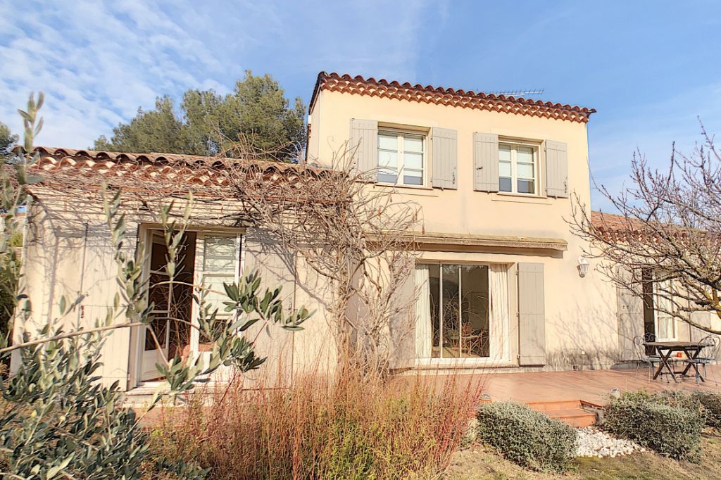 Villa au calme sans vis à vis 5 pièce(s) 150 m2