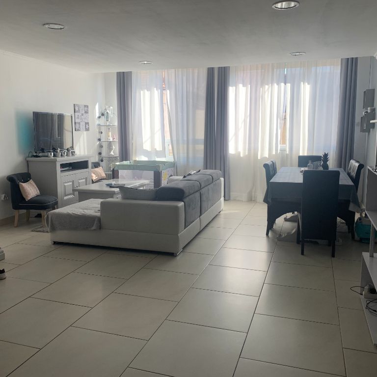 Appartement Duplex Ales 5 pièce(s) 113 m2