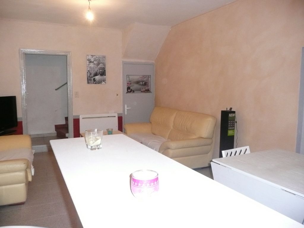 MAISON DE VILLAGE - MONTFRIN - 30490 -3 pièces - 55 m2