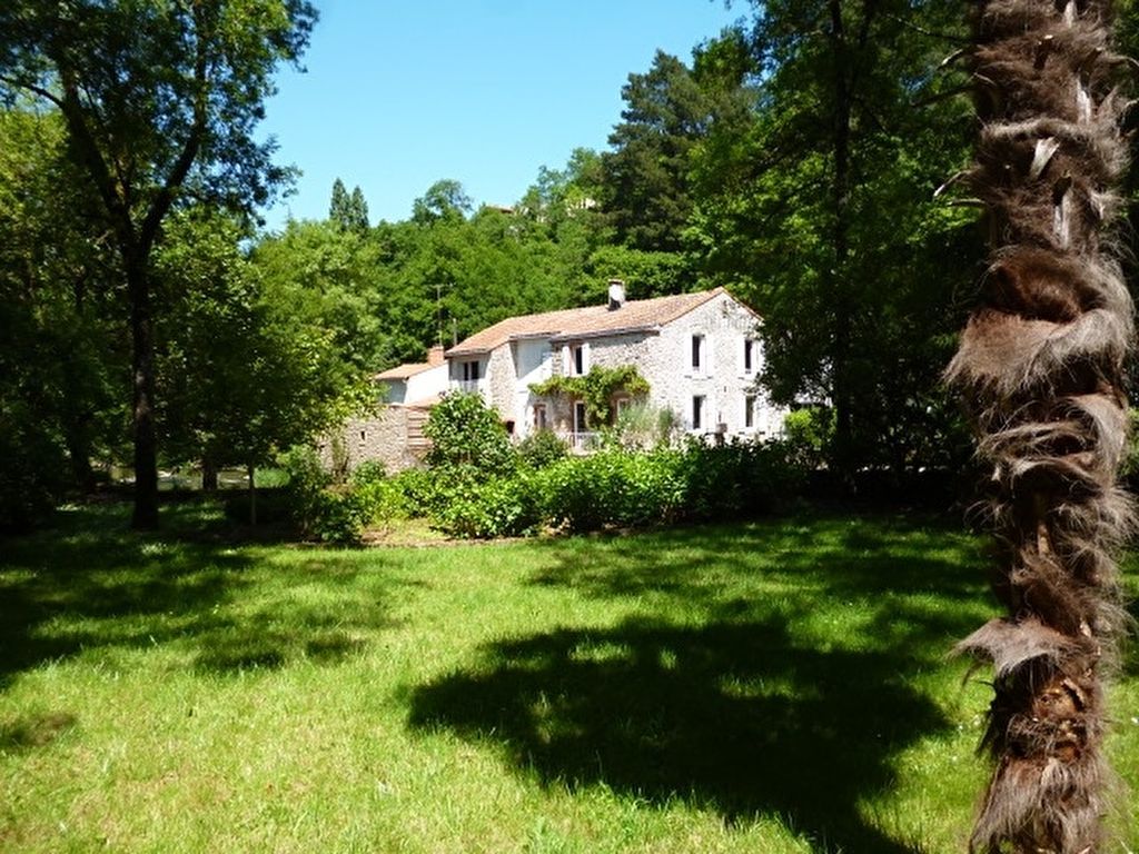 MOULIN au bord de Sèvre