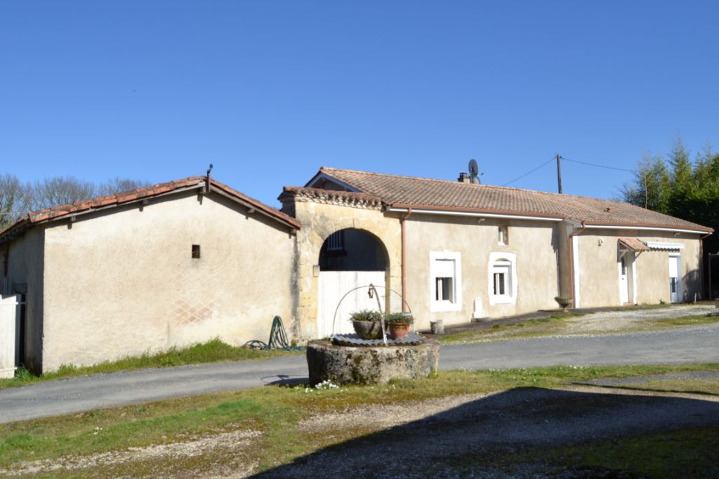 Maison Sanihlac 5 pièce(s) 105 m2