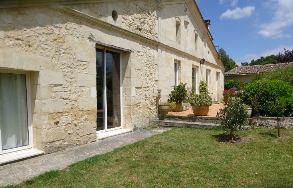 Maison en pierre 6 pièces, 152m²