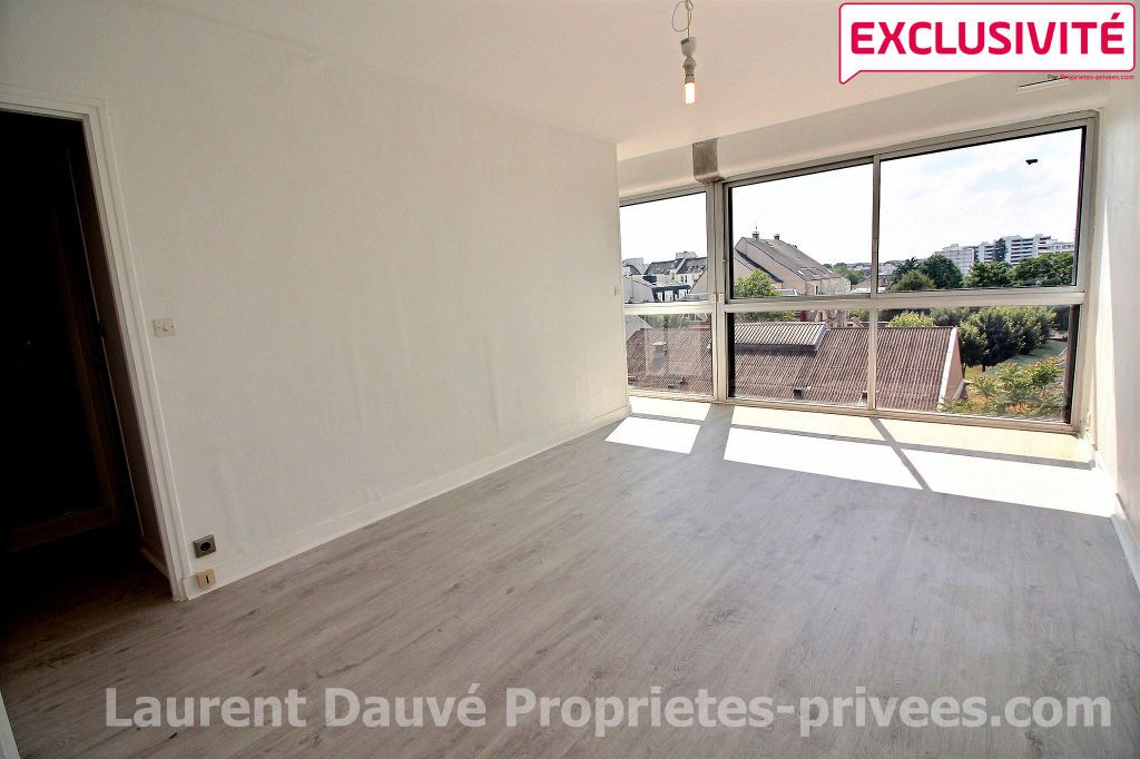Appartement F1 bis Orleans quartier Madeleine rue des Maltotiers