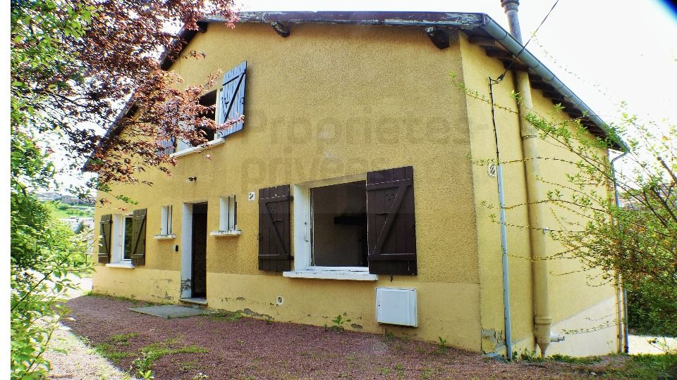 Maison à rénover Thizy Les Bourgs 6 pièce(s) 92.5 m2 109 000