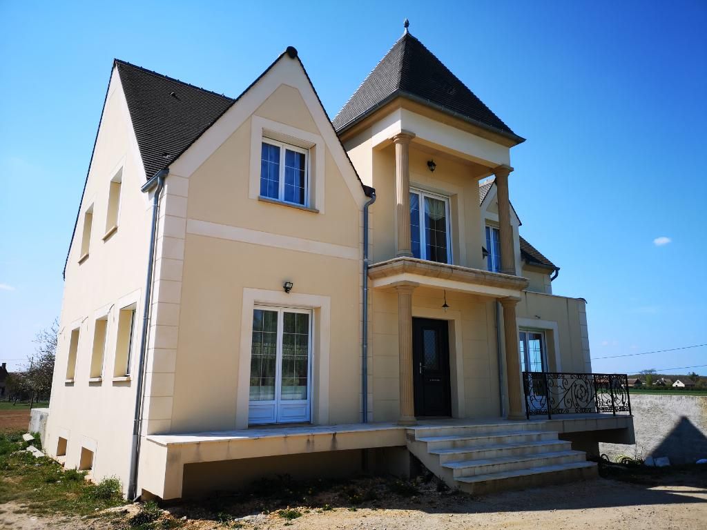 MAISON NEUVE DREUX - EXCELLENT ETAT - 170 m² - 4 CHAMBRES - JARDIN - SOUS SOL TOTAL - 306 000