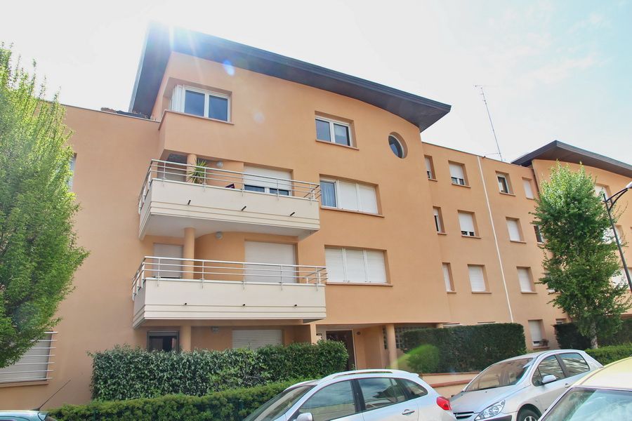 Appartement 2 pièces 32 m2 + balcon