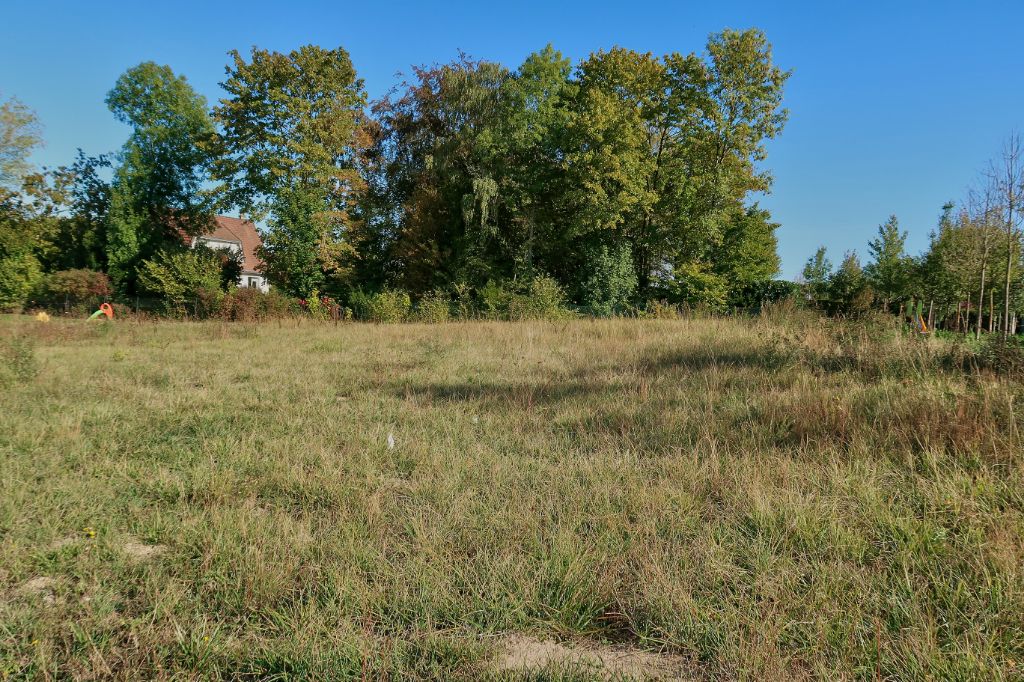 Terrain constructible viabilisé Bazancourt 607 m2