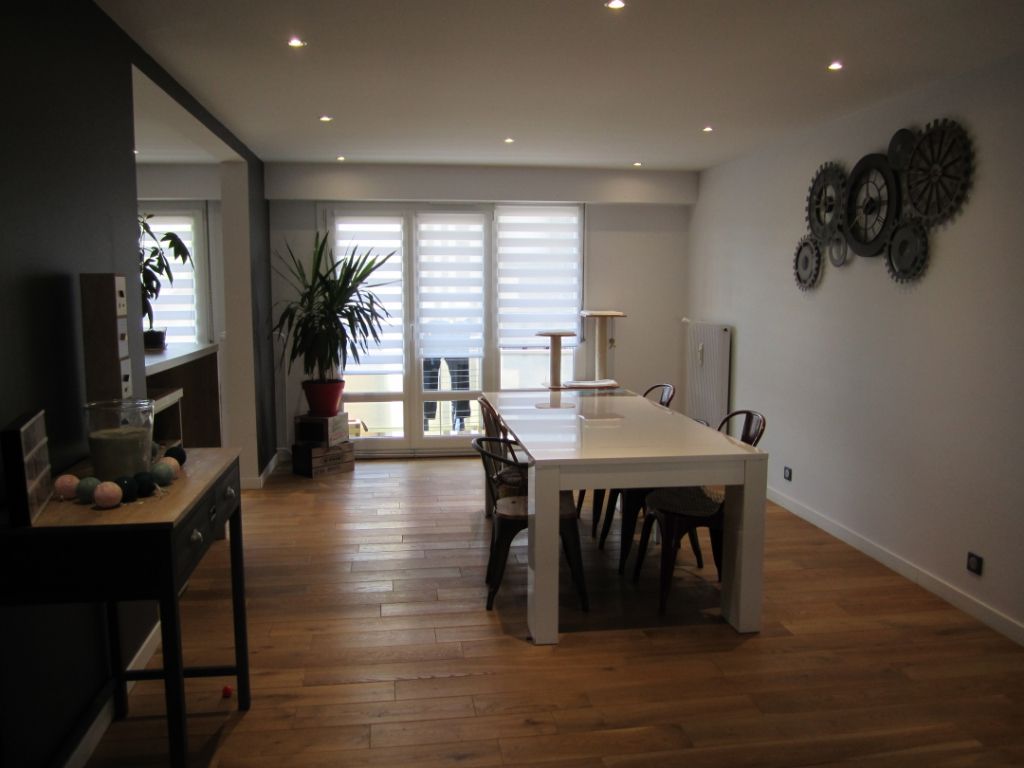 Appartement 5 pièces de 90 m2 dans résidence avec ascenseur à Vesoul (70000) 150000 euros