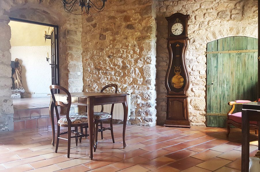 THARAUX Maison de village avec extérieur 5 pièces 102 m2