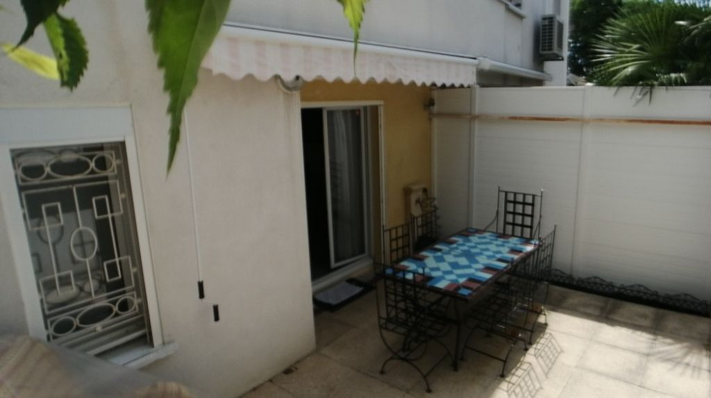 Villa Montpellier 4 pièce(s) 94 m2  env- 215 000