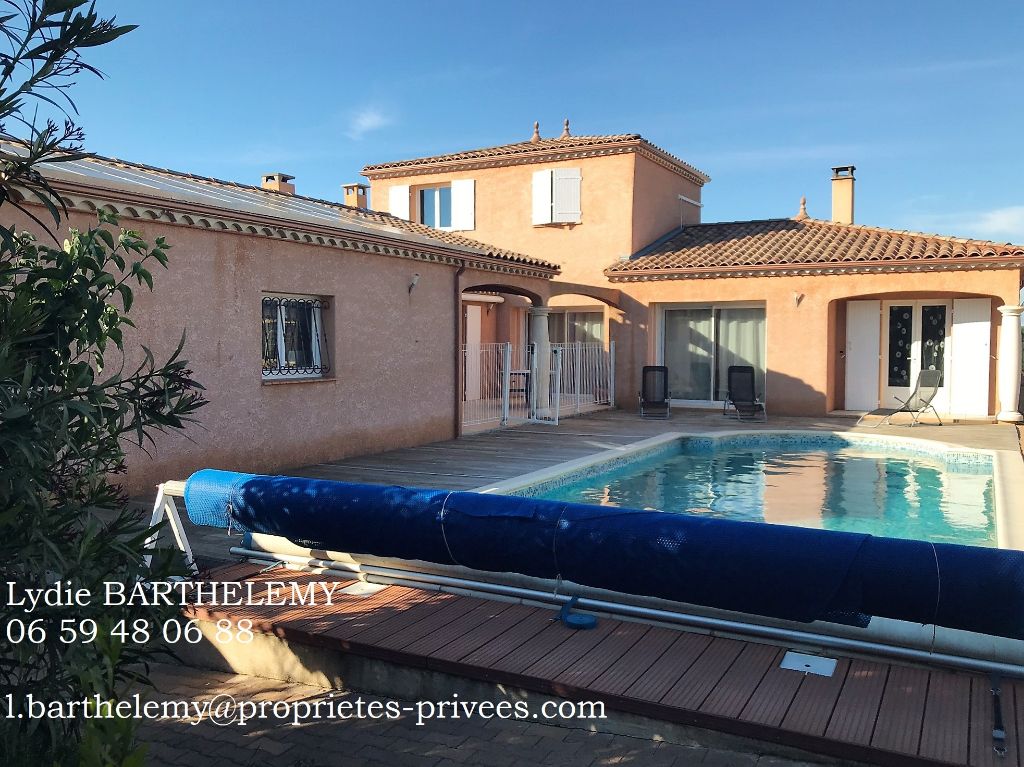 Villa 5 pièce(s) 138 m2 piscine double garage