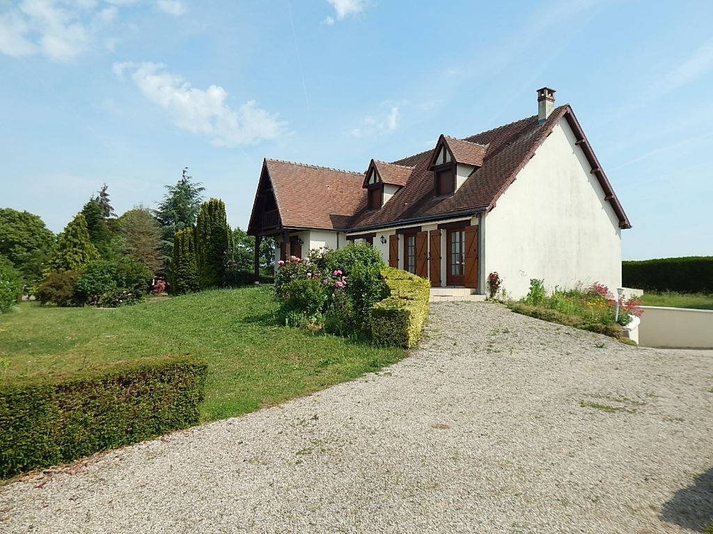 Maison Loches 6 pièce(s) 140 m2