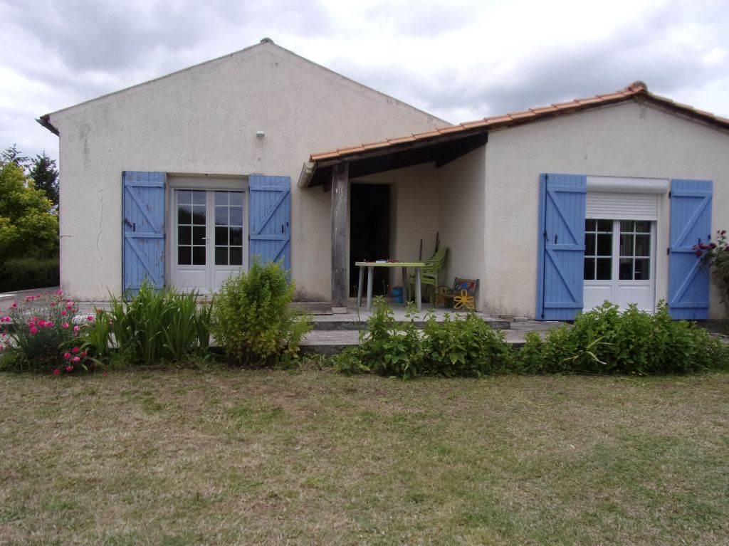 Maison  de 150 m2 à 5 mn de Jonzac