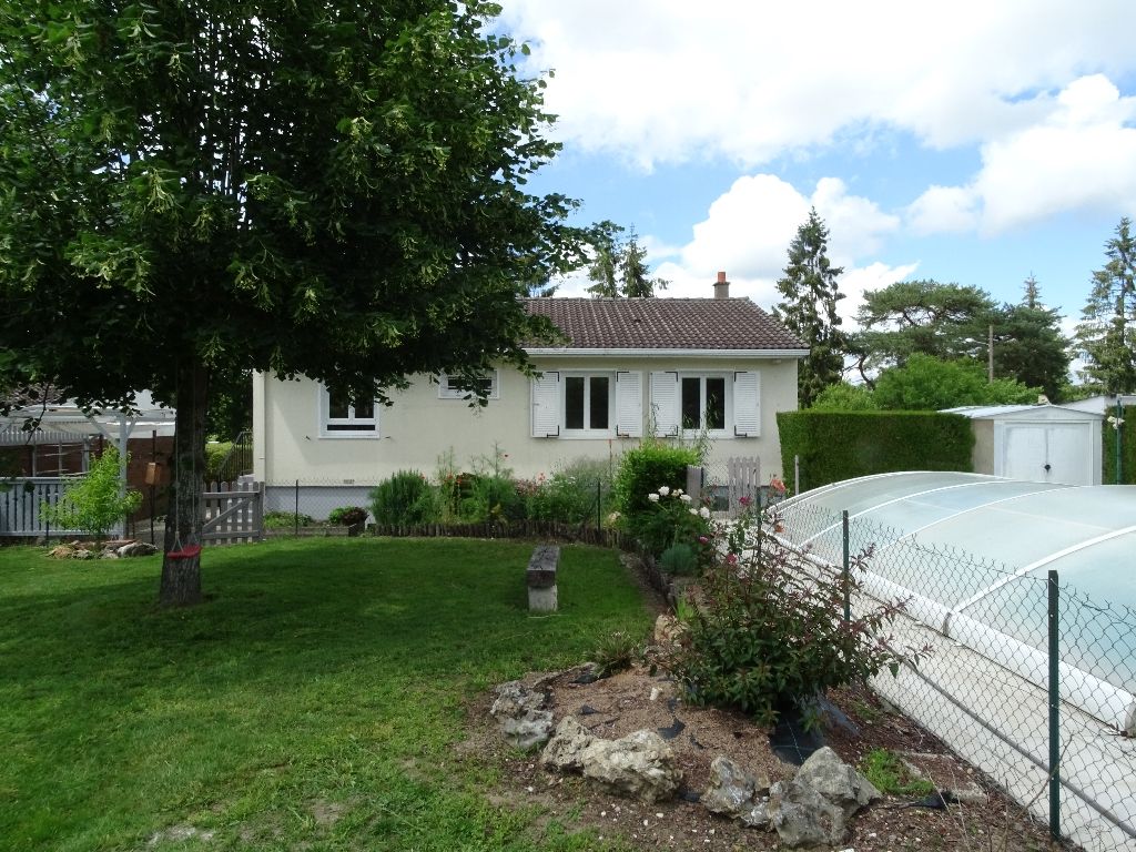 Maison avec piscine, Saint Florent (45600)