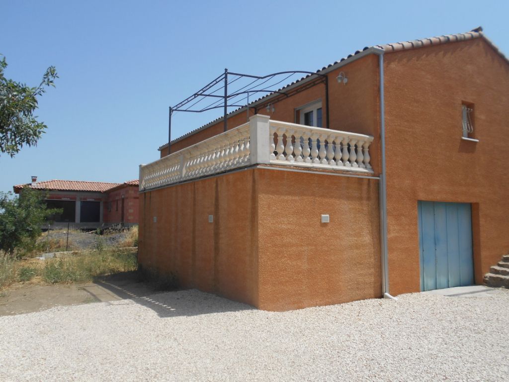 Tres belle villa avec jolie vue