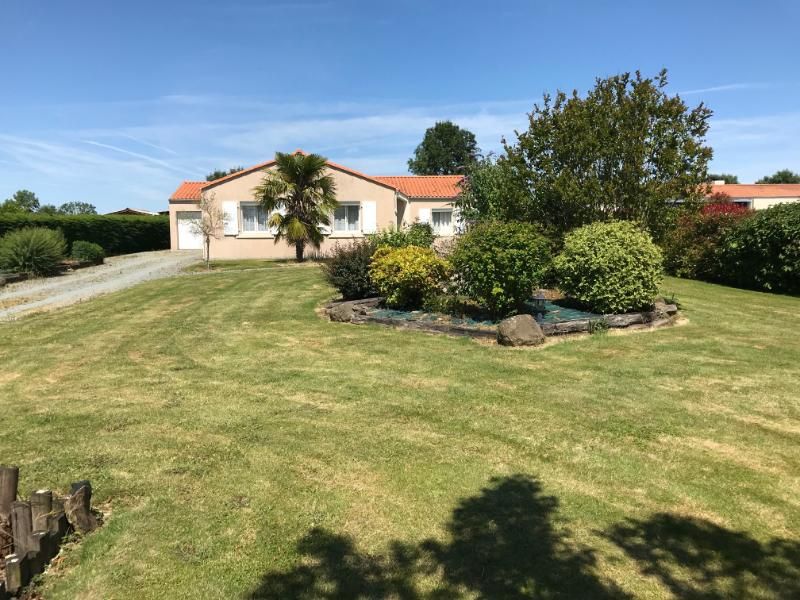 Maison Réaumur 130 m², 3 chambres et un bureau
