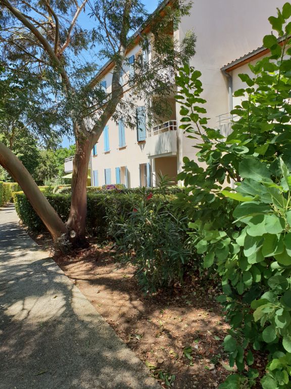 LA ROCHELLE -17230 - Appartement T2 dans résidence avec parc et piscine