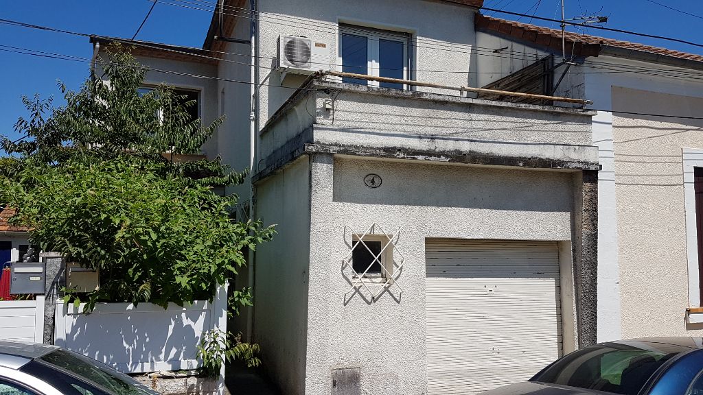 Maison  3 pièce(s) 60 m2 Périgueux cité administrative