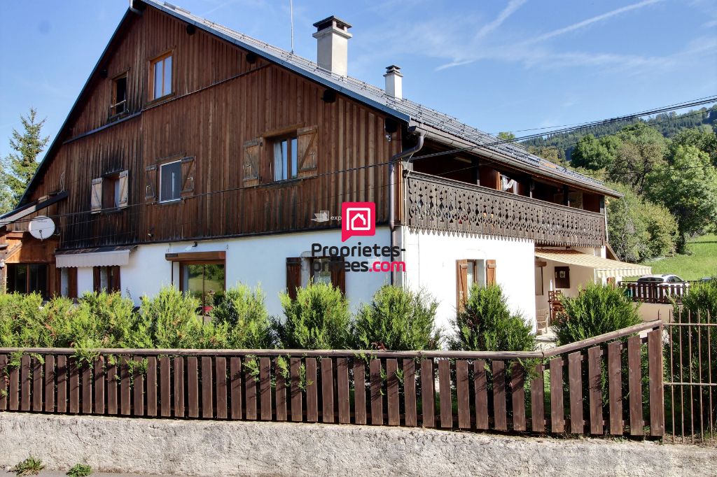 Ancienne ferme rénovée avec appartement locatif indépendant