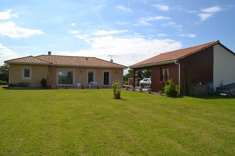 Maison - 6 piece(s) - 130 m2