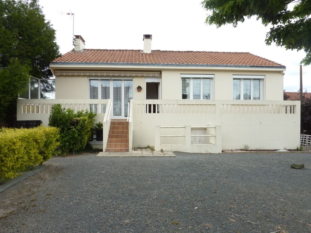 Maison La Romagne 75 m² sur une parcelle constructible de 3660m²