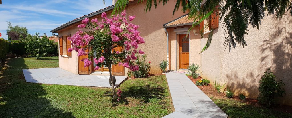 BELLE VILLA AU CALME SUR TERRAIN CLOS
