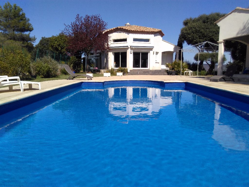 Villa 8 pièce(s) 252 m2