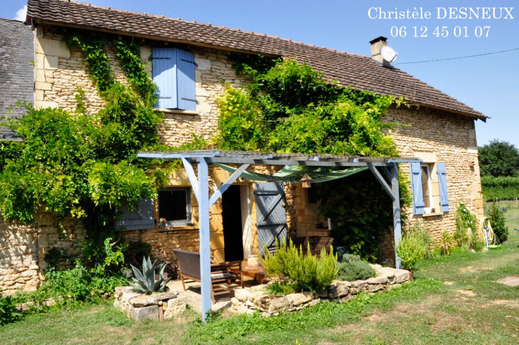 maison pierre près vezere