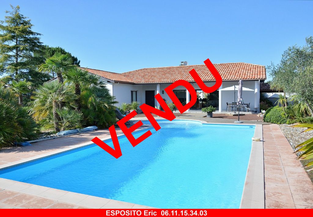 Villa Biscarrosse 6 pièce(s) 228 m2 + piscine sur 2245 m²