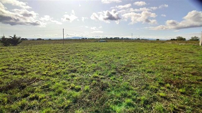 Terrain constructible Caunes Minervois 984 m2