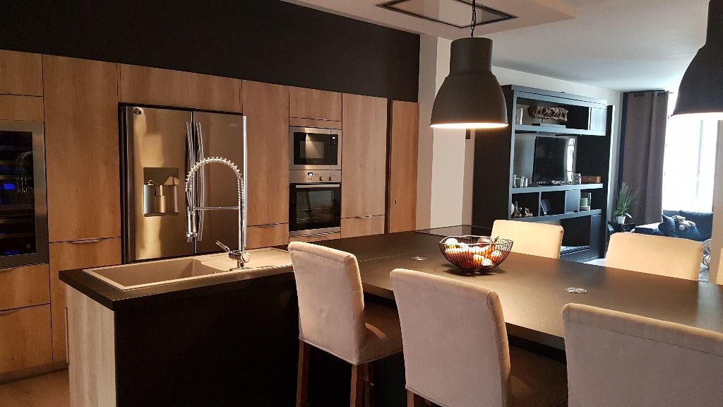 Appartement  récent style loft centre ville