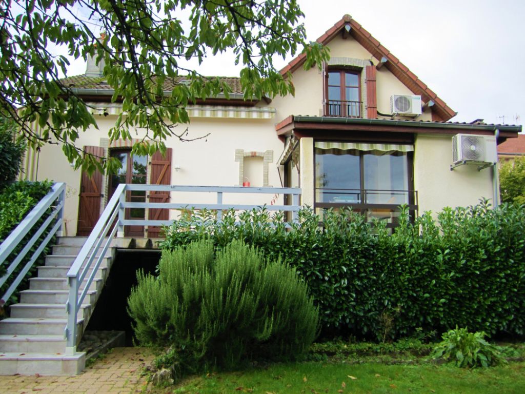 Vesoul 70000 Maison 6 pièces à 171 600 euros
