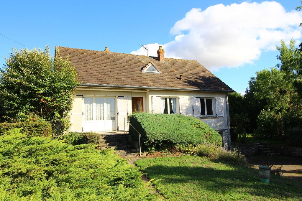 Maison sur sous sol à 2 minutes de Bonneval