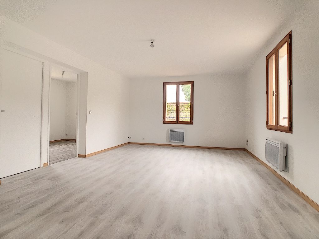 Appartement  2 pièce(s) 42.68 m2 refait à neuf