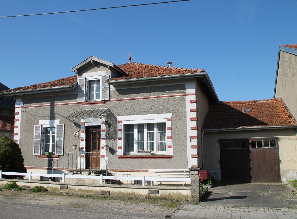 Maison Montfaucon D'argonne 4 pièce(s) 129 m2