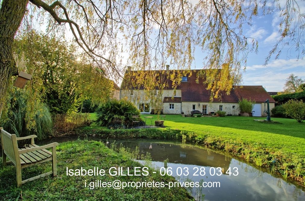 Exclusivité. Bayeux ; propriété 15 pièces, 8 chambres, activité touristique