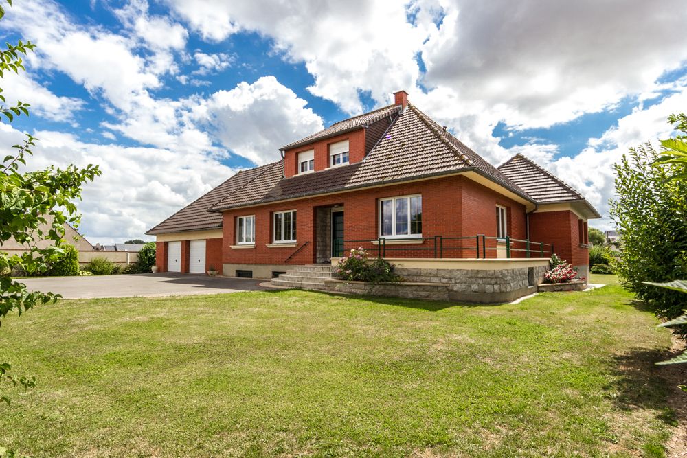 Demeures de prestige avec piscine 167 m2 395000