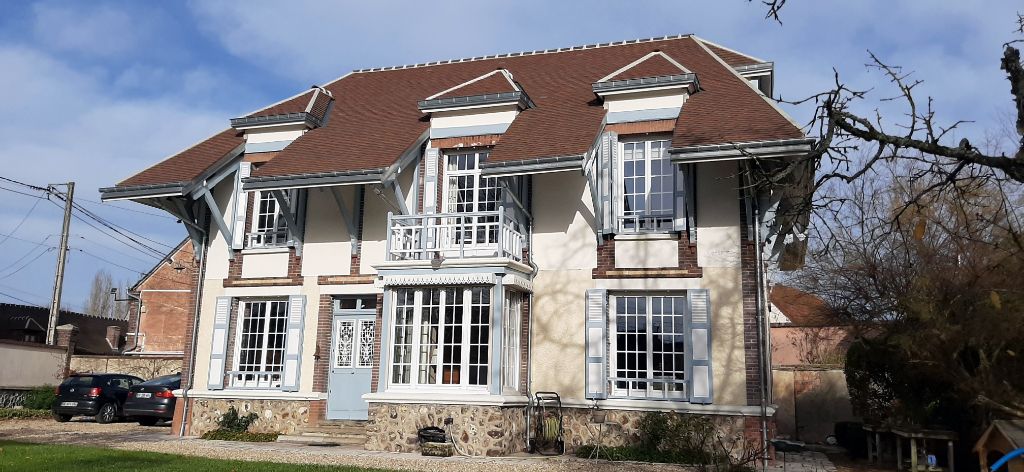 Maison bourgeoise 7 pièce(s) 190 m2