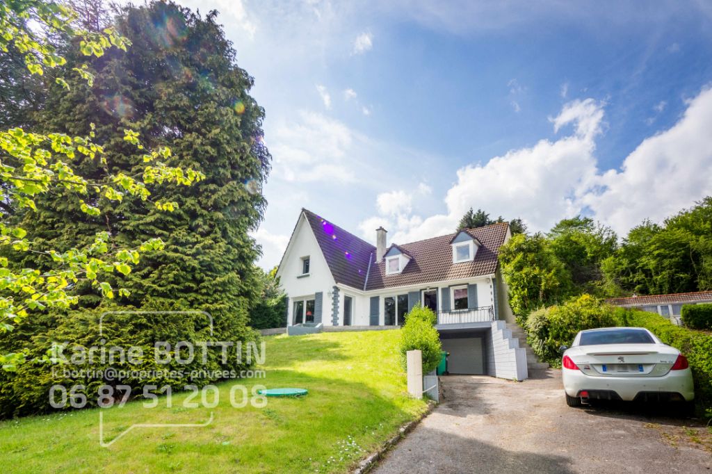 Maison 7 pièce(s) 210 m2