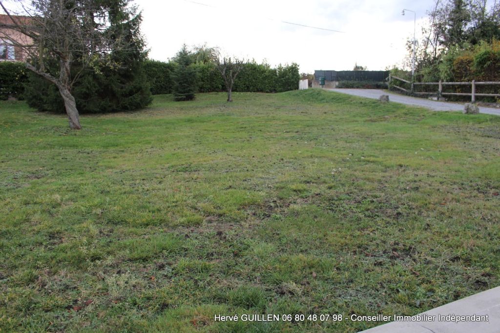 Rive de Gier (42800) limite Génilac, Terrain Constructible d'env.740m², non viabilisé. A saisir!