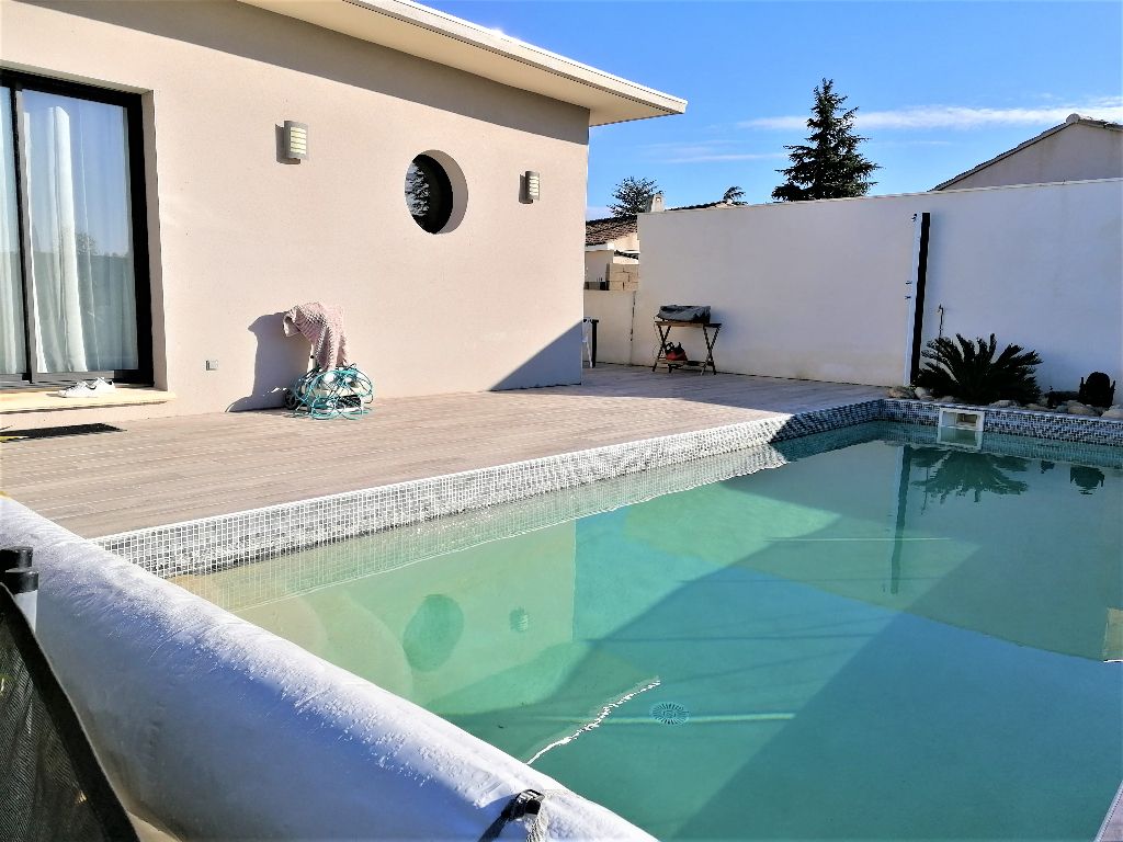 MANDUEL, villa toit terrasse 135 m²  de 2012 3 chambres bureau piscine
