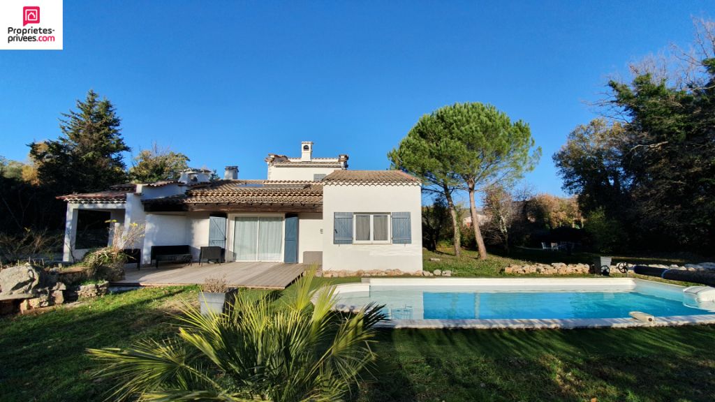 Villa St Cezaire Sur Siagne 5 / 6 pièces