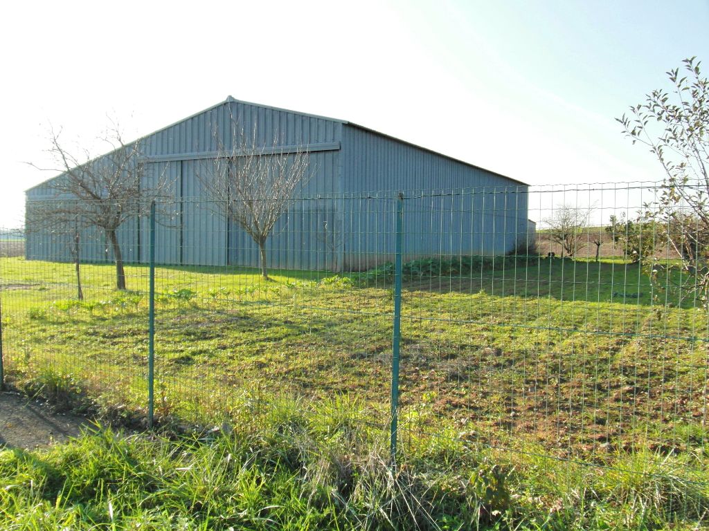 Hangar de 543 m² secteur Luçon