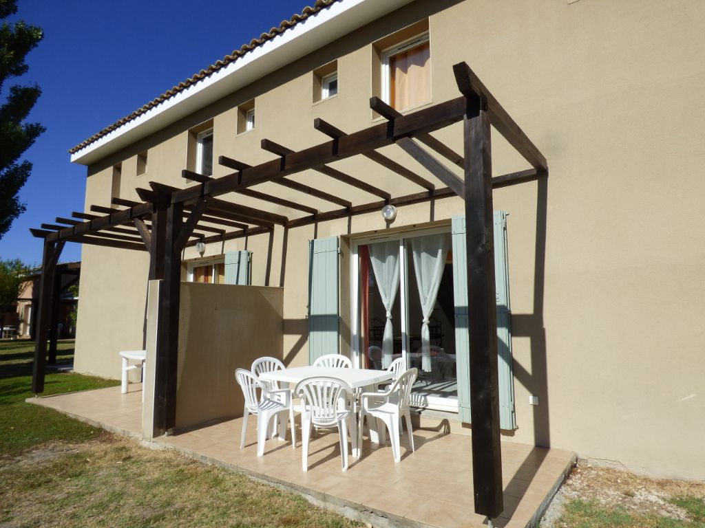 Appartement Saint Saturnin Les Avignon 3 pièce(s) 36 m2 95 990 euros