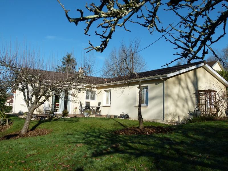 Maison de plain pied avec 4 chambres