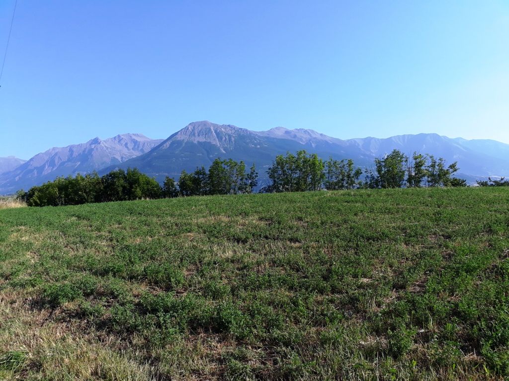 Terrain Crots 630 m2