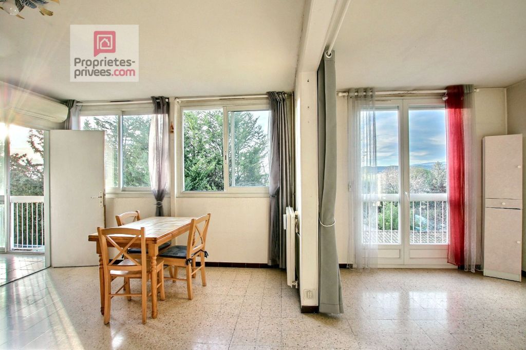 Appartement T3-T4 dans résidence